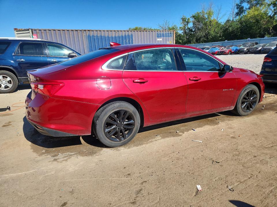 Photo 3 from auction – 2018 CHEVROLET MALIBU with VIN 1G1ZD5ST8JF223491
