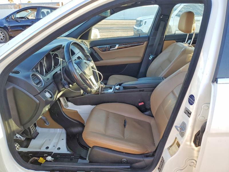 Photo 7 from auction – 2012 MERCEDES-BENZ C with VIN WDDGF4HB0CR222747