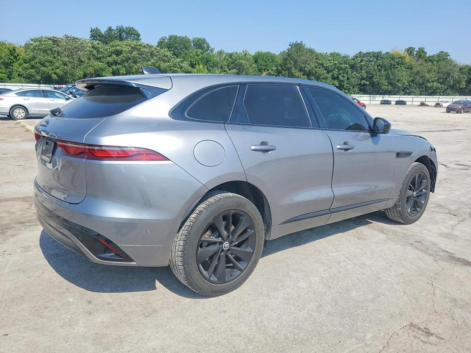 Photo 3 from auction – 2024 JAGUAR F-PACE with VIN SADCT2EX4RA735341