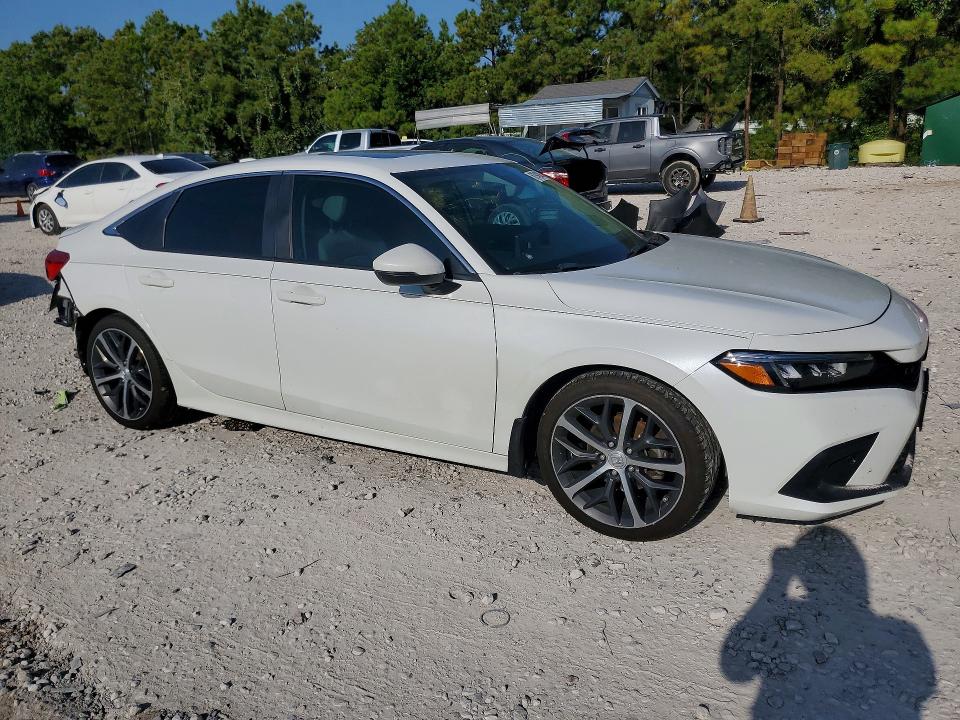 Photo 4 from auction – 2022 HONDA CIVIC with VIN 2HGFE1F94NH317971