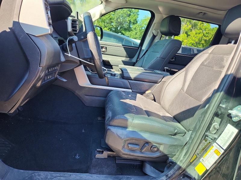 Photo 7 from auction – 2024 TOYOTA TUNDRA with VIN 5TFJA5BC0RX003264