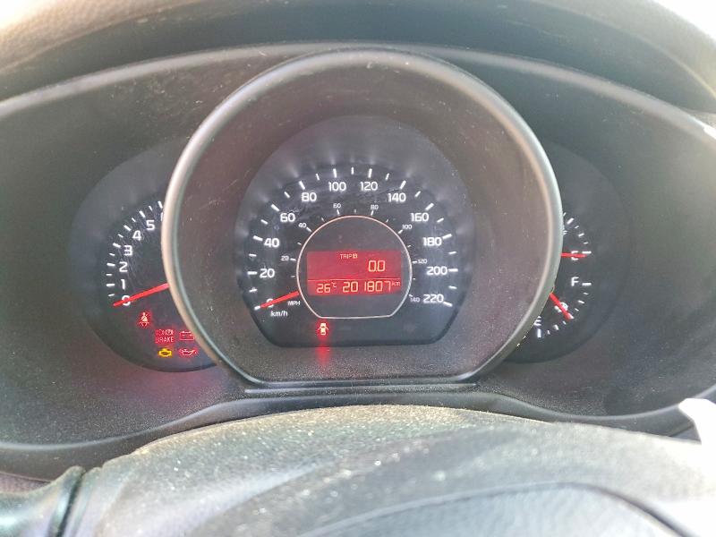 Photo 9 from auction – 2016 KIA SOUL with VIN KNDJN2A23G7852412