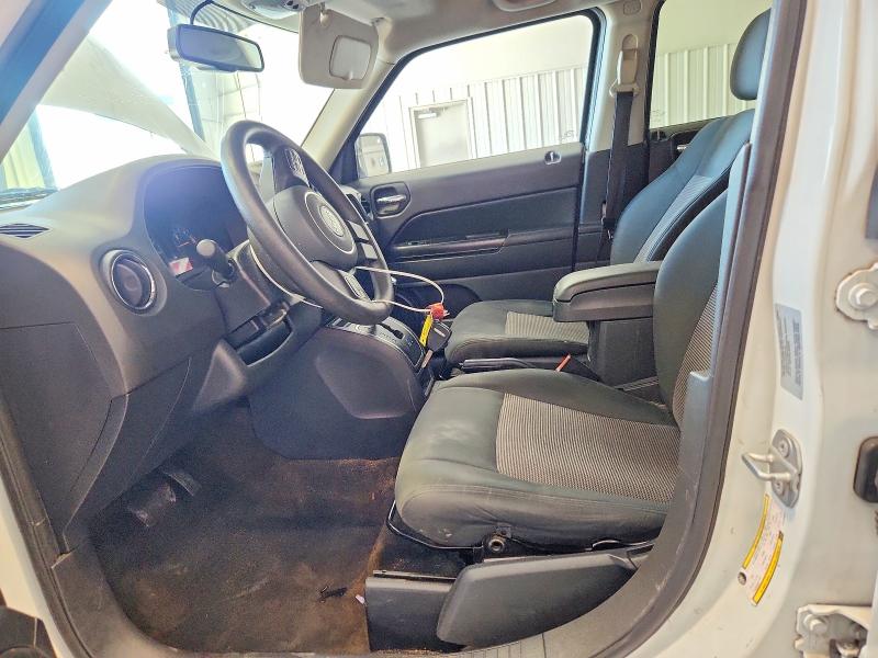 Photo 7 from auction – 2016 JEEP PATRIOT with VIN 1C4NJPBA2GD743506
