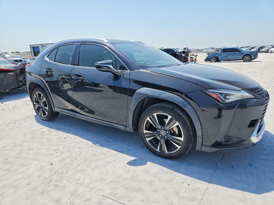 Photo 4 from auction – 2019 LEXUS UX with VIN JTHY3JBH2K2016161