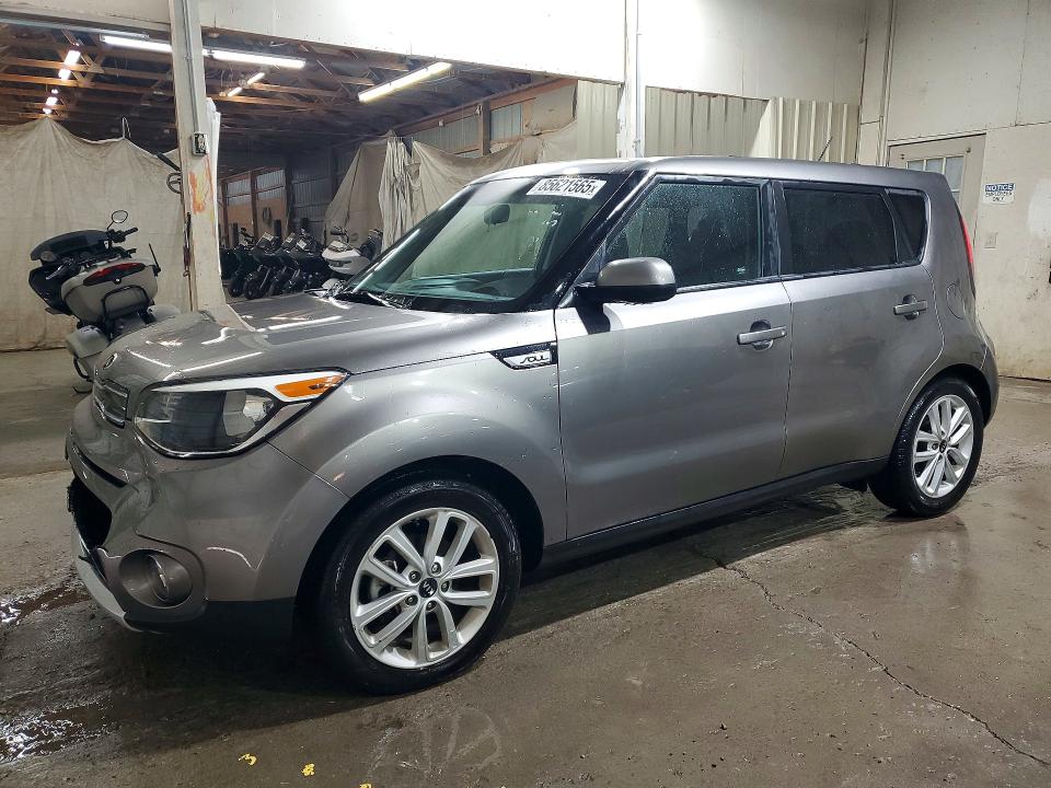 KIA SOUL 2018 with VIN KNDJP3A51J7607545 - Photo from auction