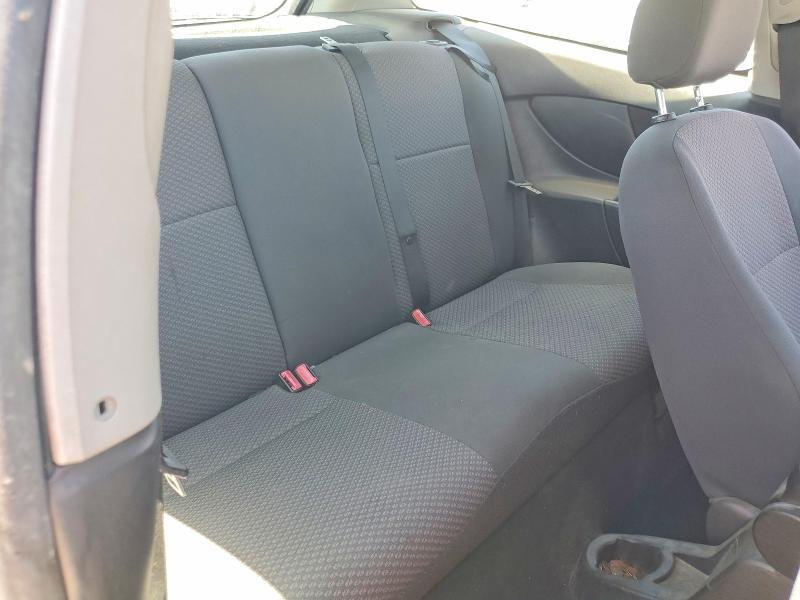 Photo 10 from auction – 2005 FORD FOCUS with VIN 3FAFP31N55R105096