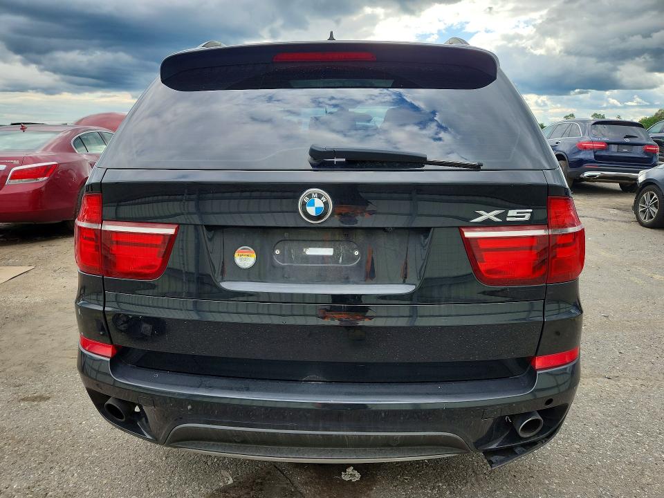 Photo 6 from auction – 2011 BMW X5 with VIN 5UXZV4C58BL400461