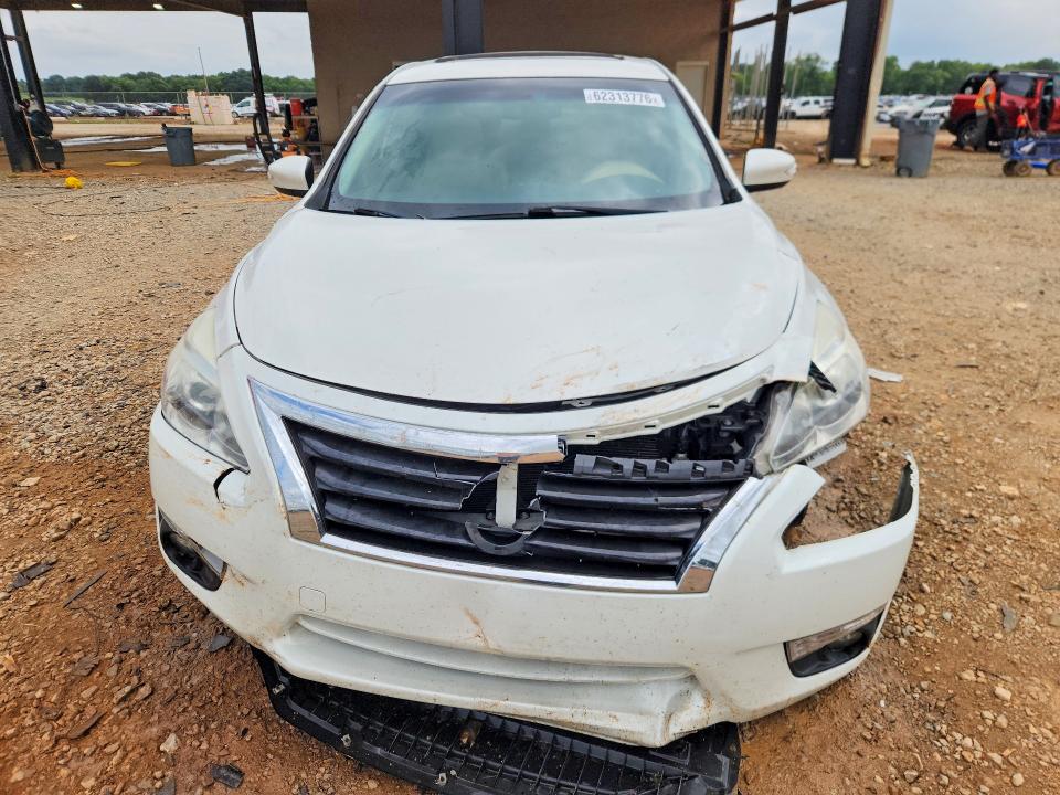 Photo 5 from auction – 2015 NISSAN ALTIMA with VIN 1N4AL3AP9FN903063