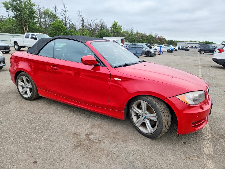 Photo 4 from auction – 2011 BMW 128 with VIN WBAUL7C51BVM81081