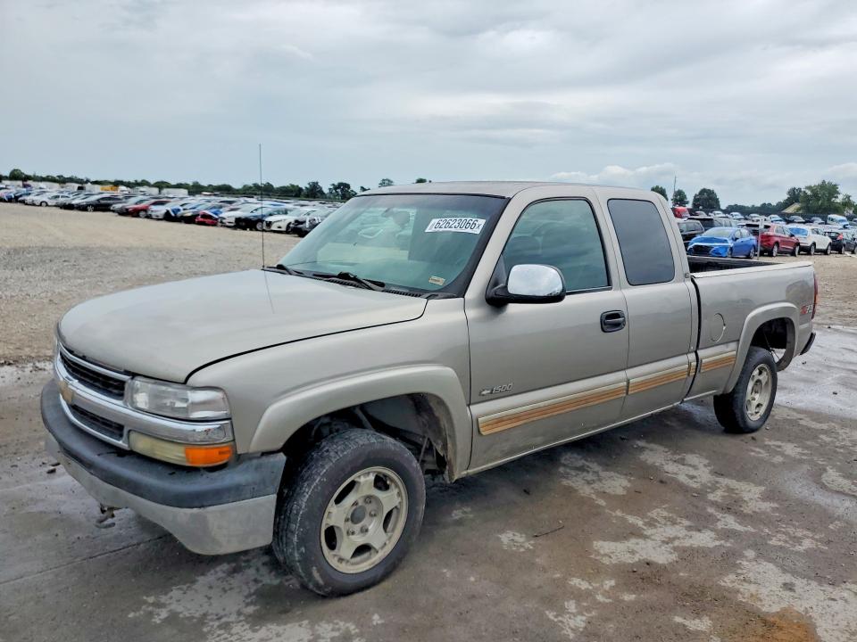 2001 CHEVROLET SILVERADO - Търг №62623066