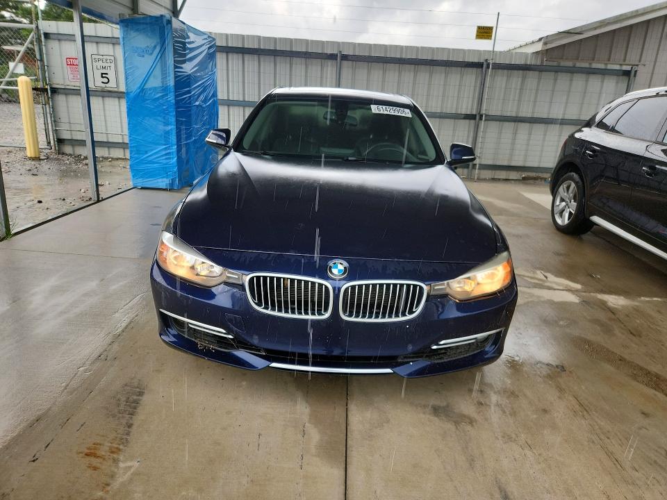 Photo 5 from auction – 2012 BMW 328 with VIN WBA3A5C50CF344022