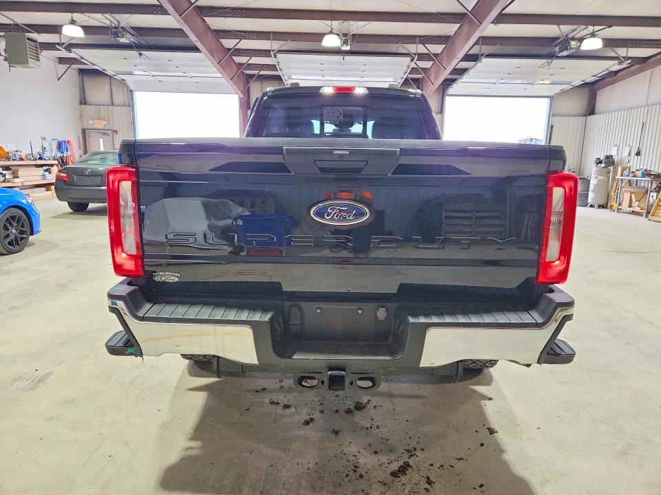 Photo 6 from auction – 2023 FORD F250 with VIN 1FT7W2BA8PEC60500
