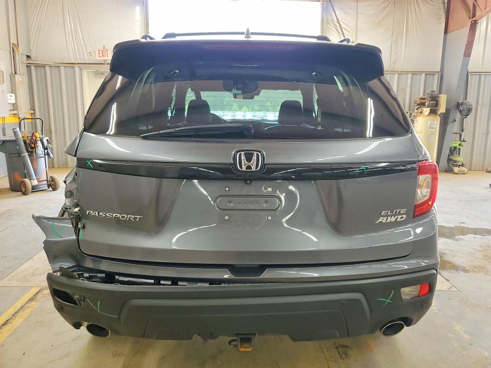 Photo 6 from auction – 2019 HONDA PASSPORT with VIN 5FNYF8H08KB003835