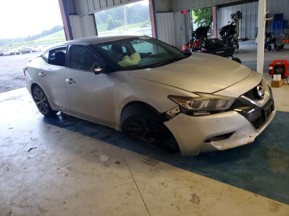 Photo 4 from auction – 2017 NISSAN MAXIMA with VIN 1N4AA6AP4HC397700