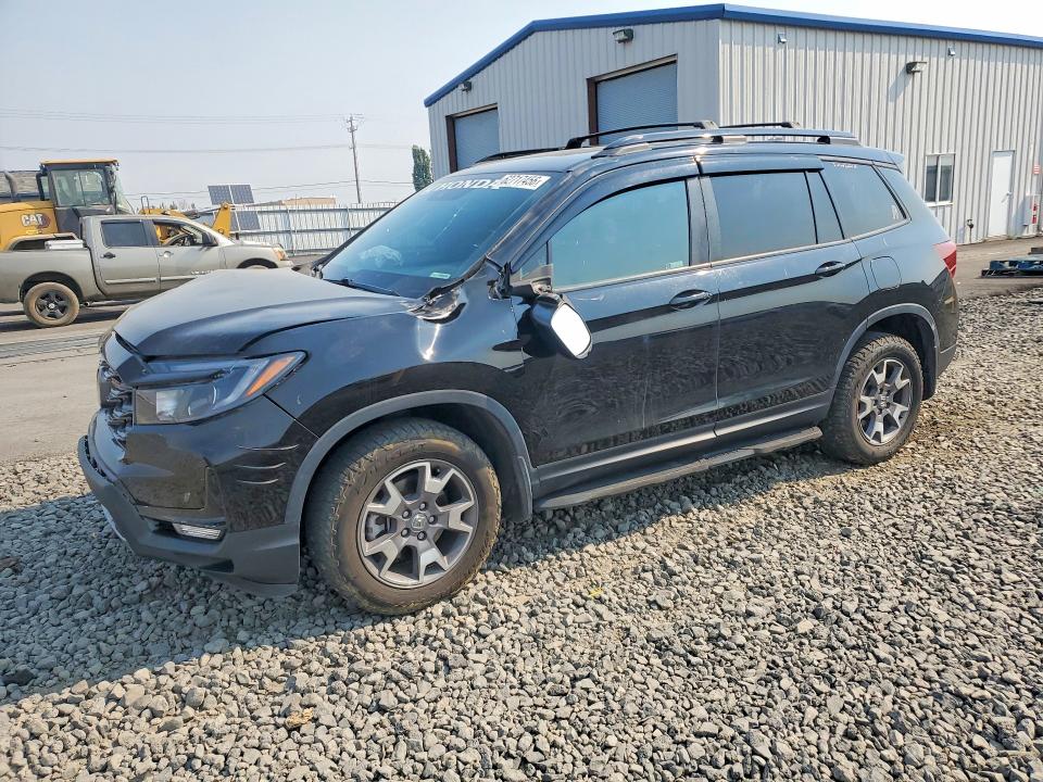 Photo 1 from auction – 2022 HONDA PASSPORT with VIN 5FNYF8H65NB014008
