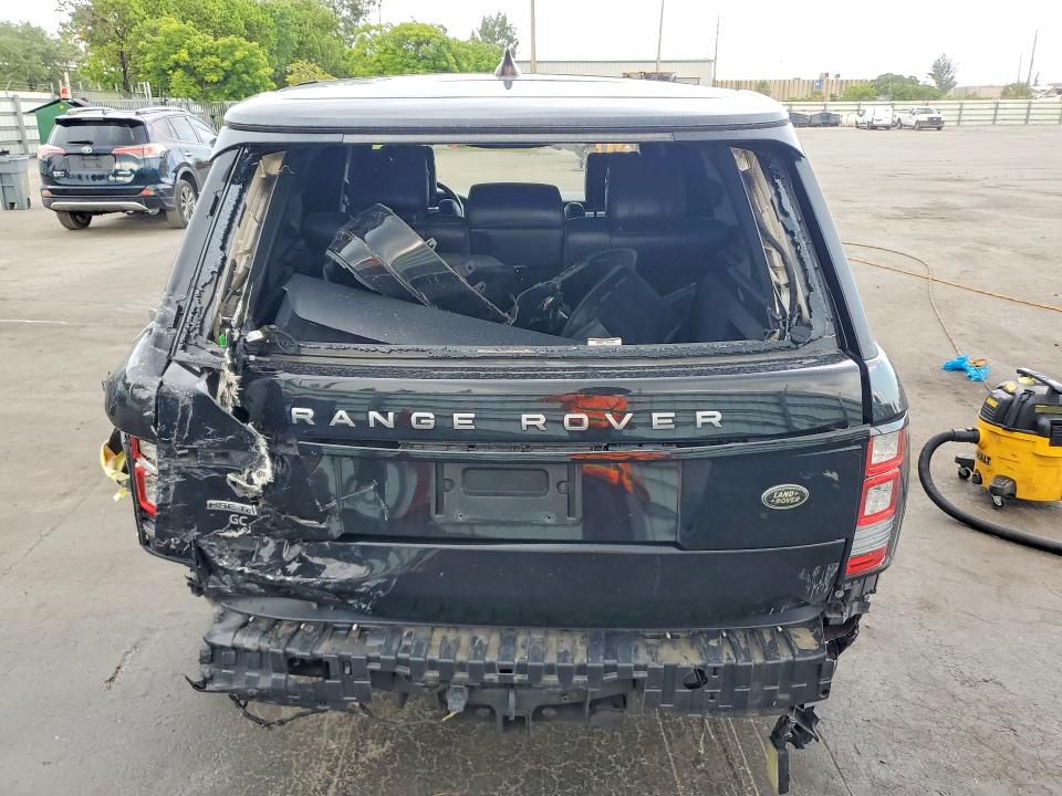 Photo 6 from auction – 2017 LAND ROVER RANGE ROVER with VIN SALGS2FK3HA352596