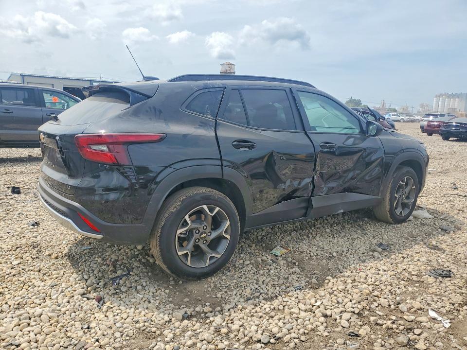 Photo 3 from auction – 2025 CHEVROLET TRAX with VIN KL77LHEP6SC326460