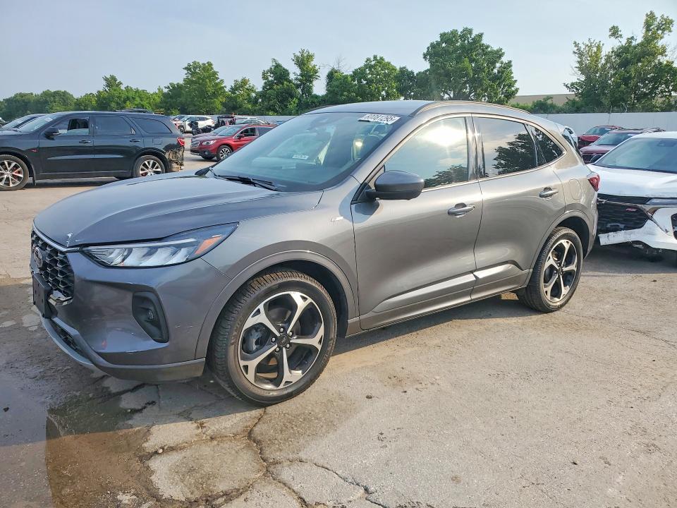 FORD ESCAPE 2023 with VIN 1FMCU9NA9PUA91615 - Photo from auction