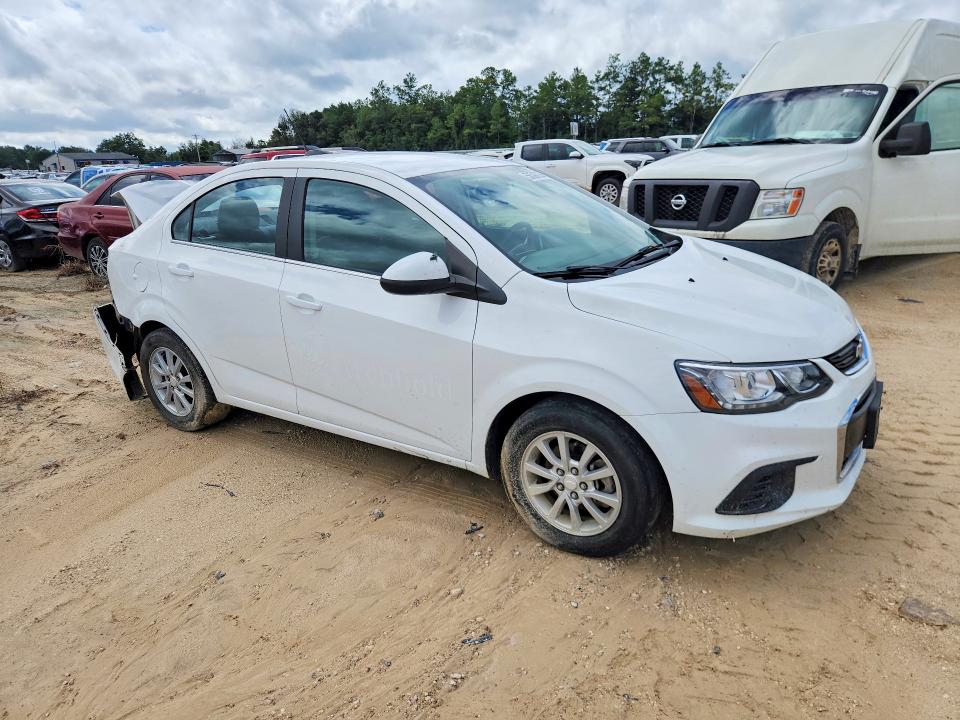 Photo 4 from auction – 2019 CHEVROLET SONIC with VIN 1G1JD5SB2K4101954