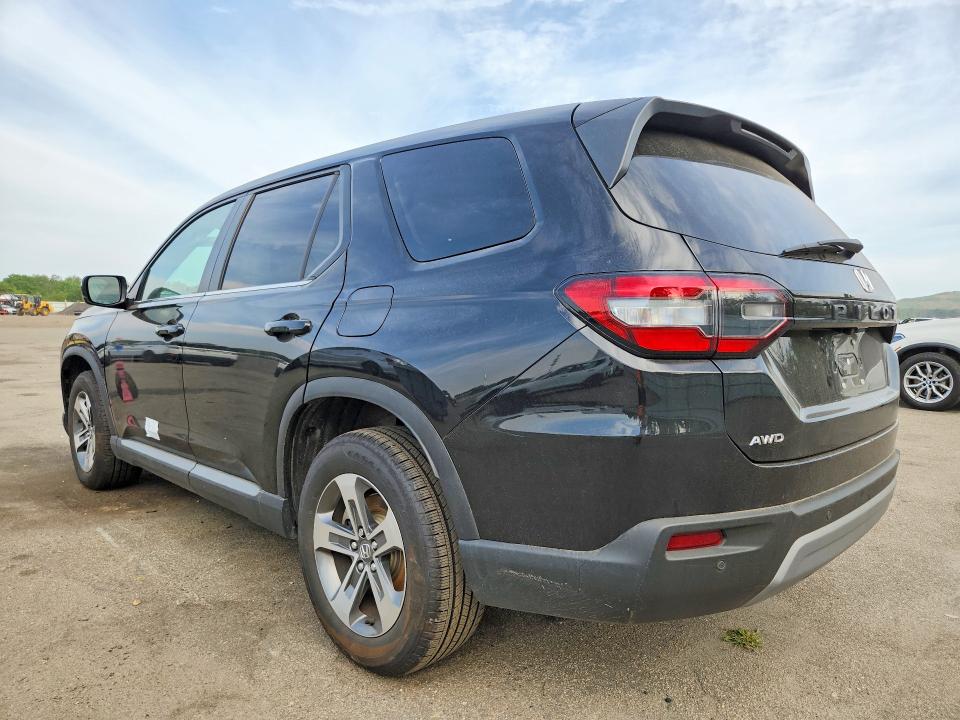 Photo 2 from auction – 2025 HONDA PILOT with VIN 5FNYG1H43SB058331