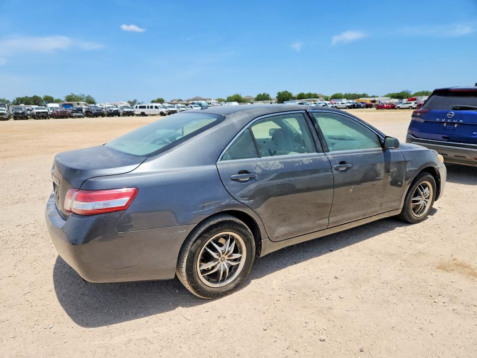 Photo 3 from auction – 2011 TOYOTA CAMRY with VIN 4T1BF3EK4BU127103