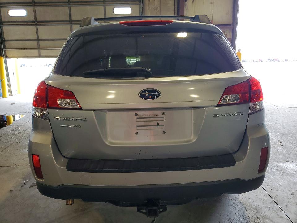 Photo 6 from auction – 2013 SUBARU OUTBACK with VIN 4S4BRCCC8D3295368