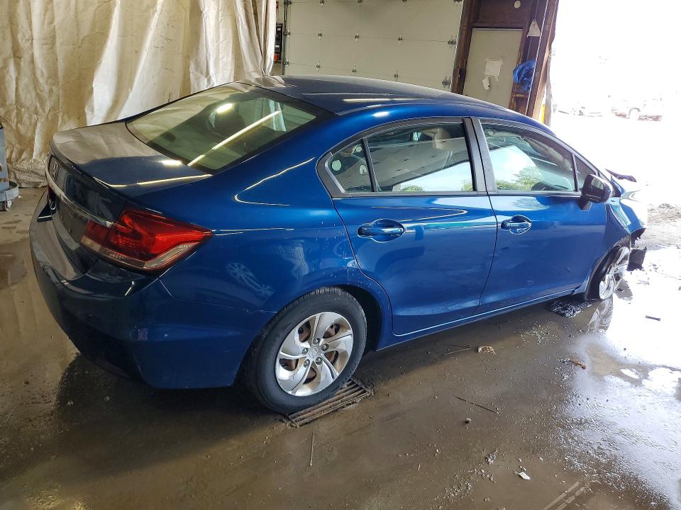 Photo 3 from auction – 2015 HONDA CIVIC with VIN 2HGFB2F56FH564051