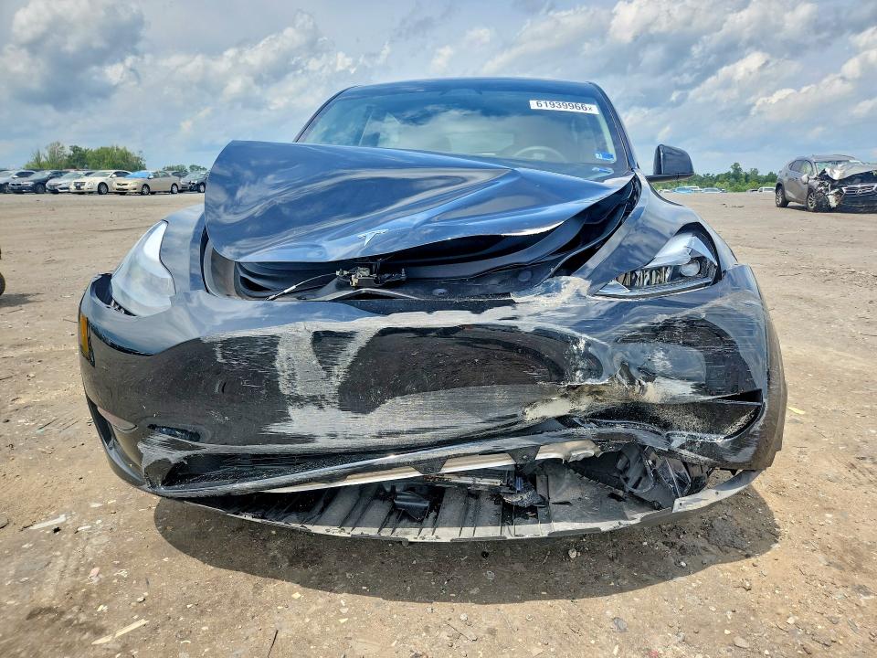Photo 5 from auction – 2025 TESLA MODEL Y with VIN 7SAYGDEE2SF301273
