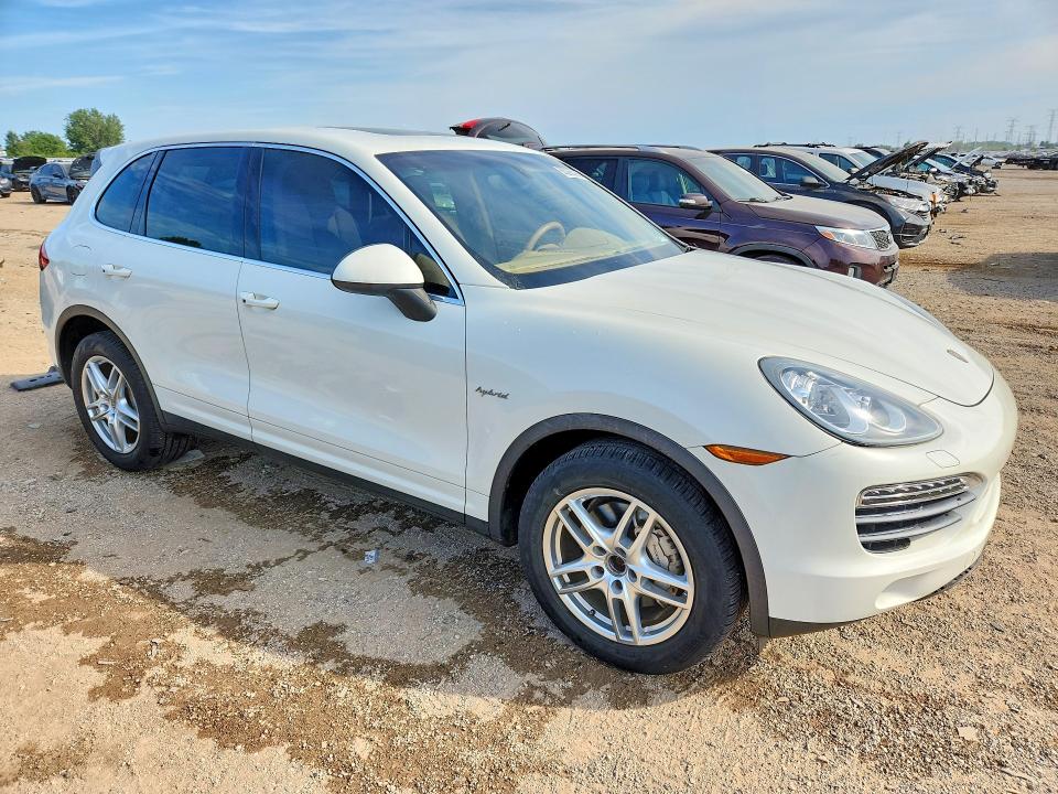 Photo 4 from auction – 2012 PORSCHE CAYENNE with VIN WP1AE2A28CLA91344