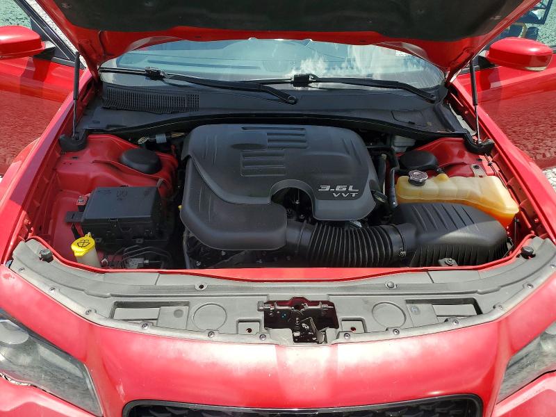 Photo 11 from auction – 2015 CHRYSLER 300 with VIN 2C3CCABG1FH829415