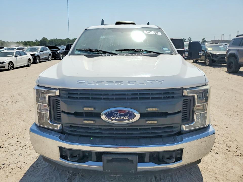 Photo 5 from auction – 2019 FORD F350 with VIN 1FT8W3A63KEG50890