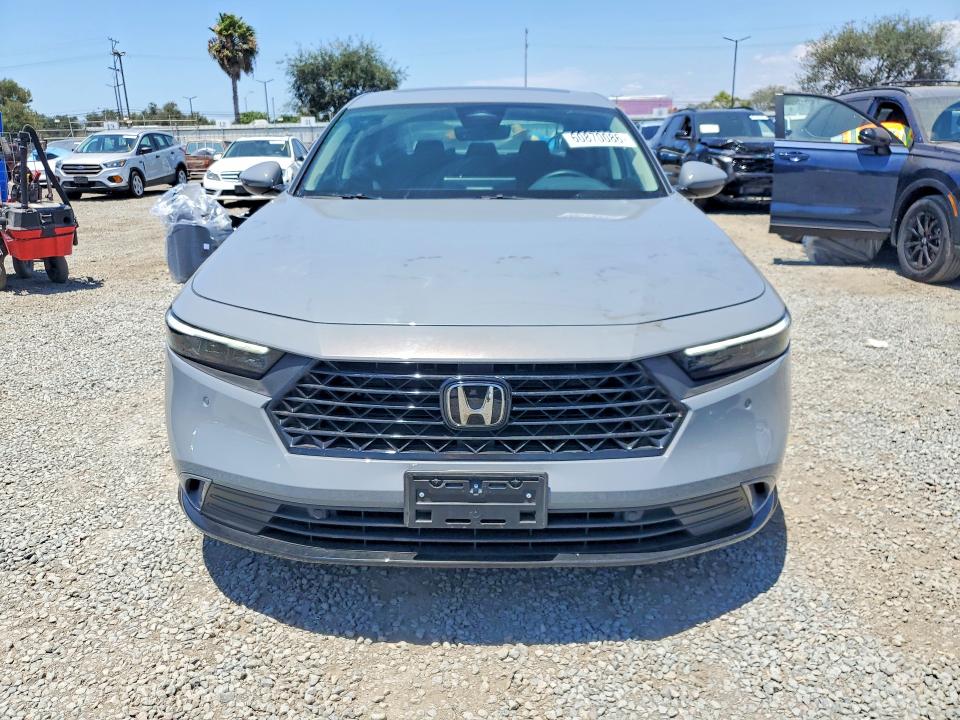 Photo 5 from auction – 2025 HONDA ACCORD with VIN 1HGCY2F62SA056744