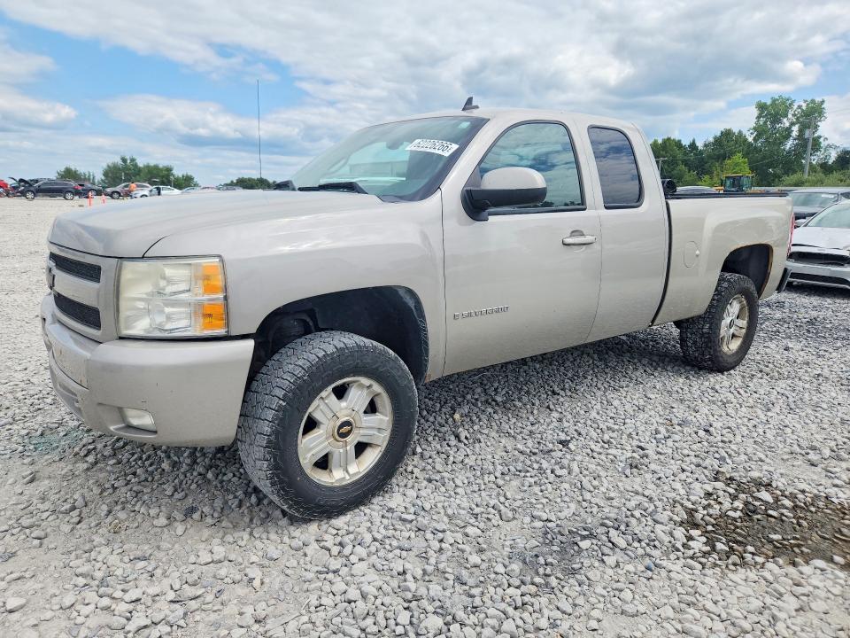 CHEVROLET SILVERADO 2009 with VIN 1GCEK29029Z254431 - Photo from auction