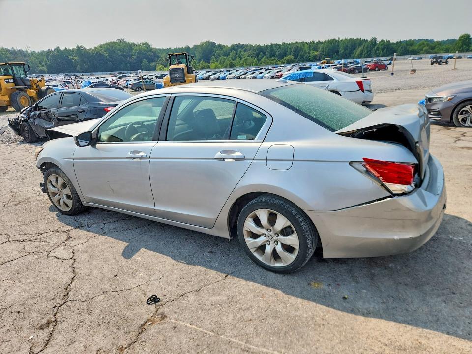 Photo 2 from auction – 2008 HONDA ACCORD with VIN JHMCP26808C030075