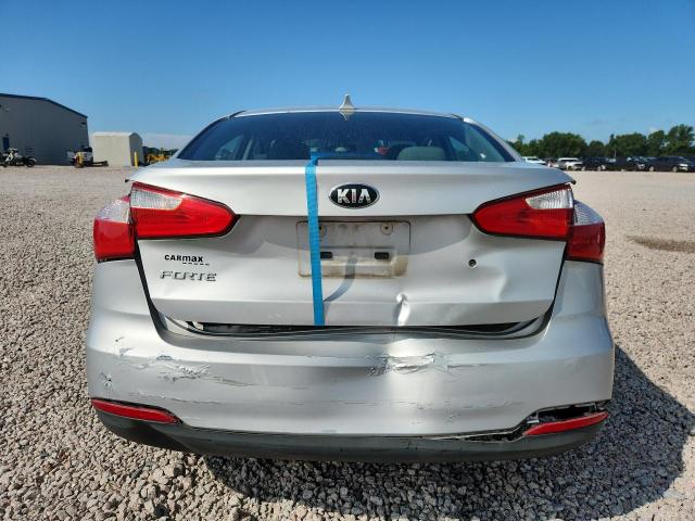 Photo 6 from auction – 2015 KIA FORTE with VIN KNAFK4A6XF5432702