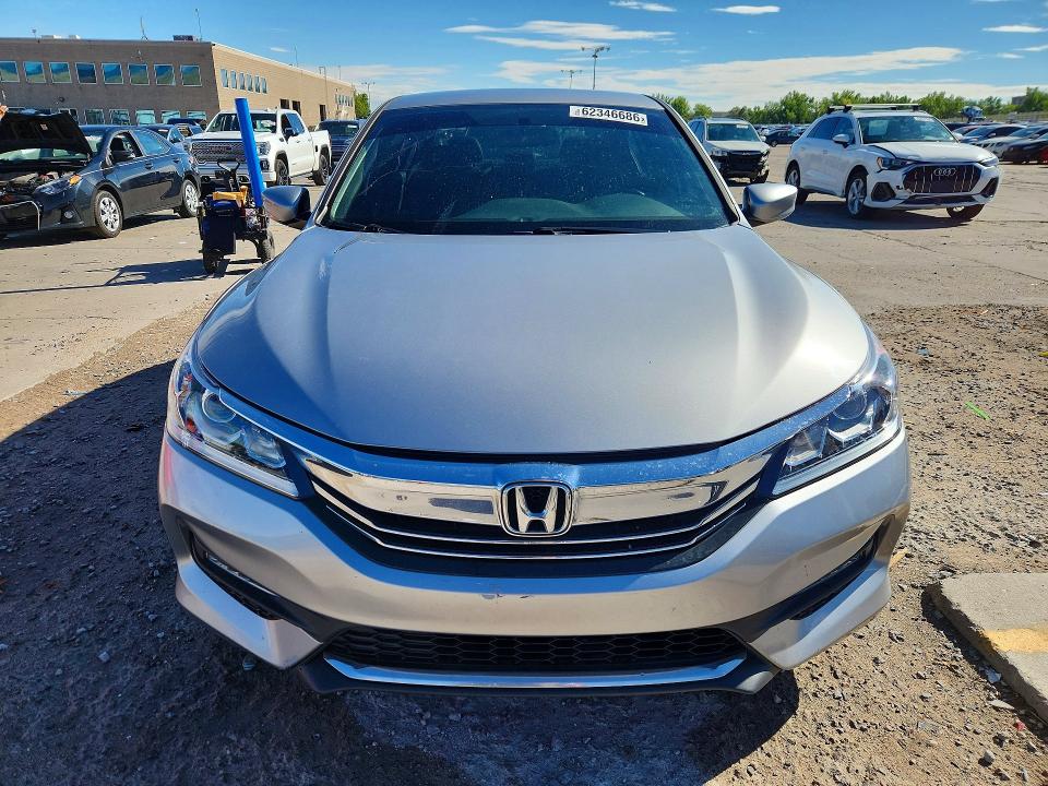 Photo 5 from auction – 2016 HONDA ACCORD with VIN 1HGCR2F50GA149130