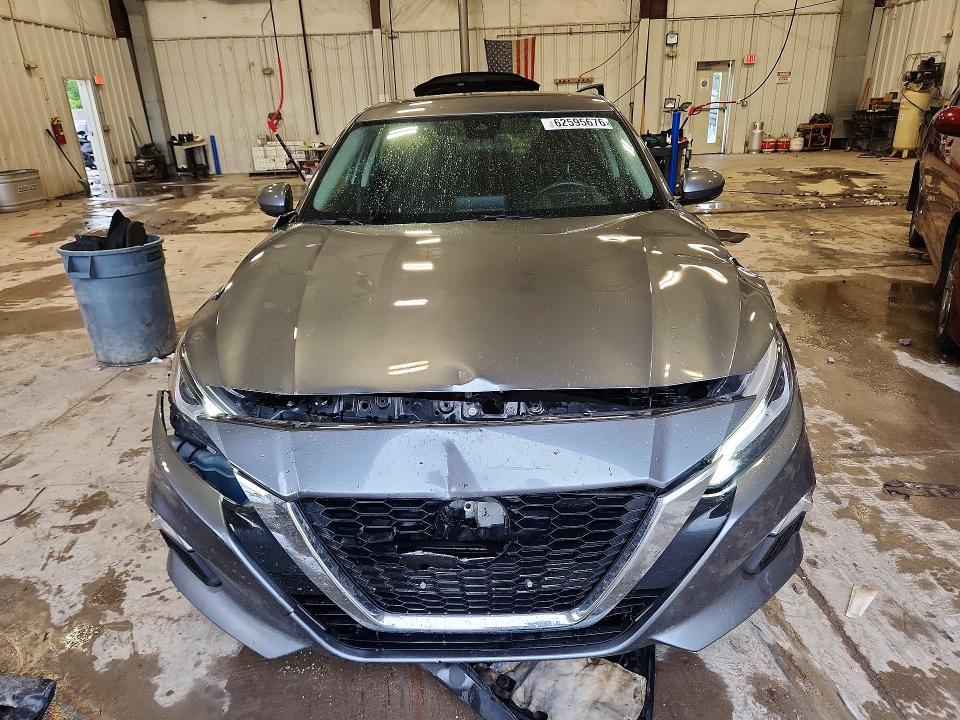 Photo 5 from auction – 2022 NISSAN ALTIMA with VIN 1N4BL4DV5NN423475