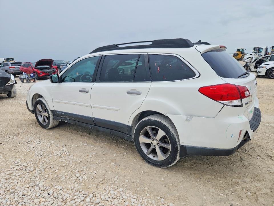 Photo 2 from auction – 2014 SUBARU OUTBACK with VIN 4S4BRBPC6E3302372