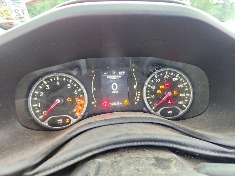 Photo 9 from auction – 2015 JEEP RENEGADE with VIN ZACCJBAT5FPC30859