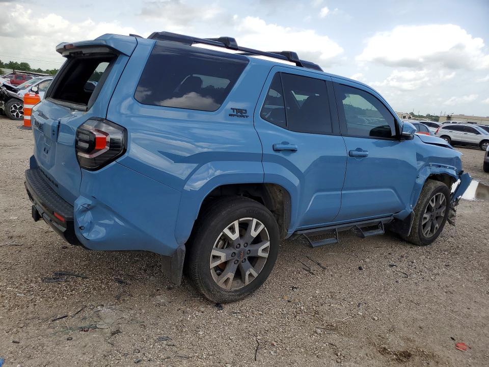 Photo 3 from auction – 2026 TOYOTA 4RUNNER with VIN JTEVA5BR8T5105402