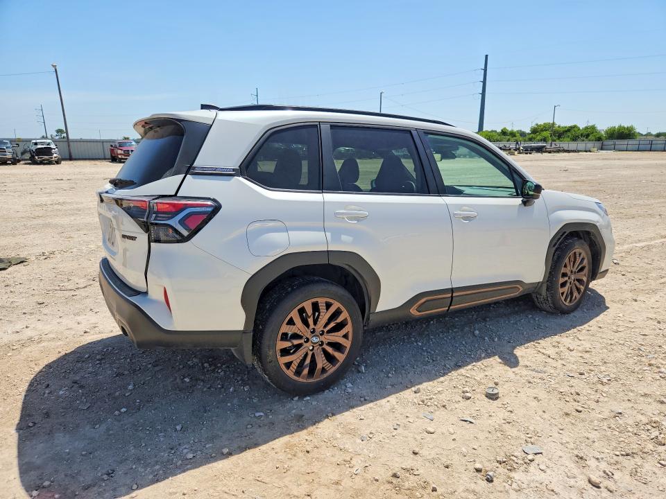 Photo 3 from auction – 2025 SUBARU FORESTER with VIN JF2SLDFC6SH400417
