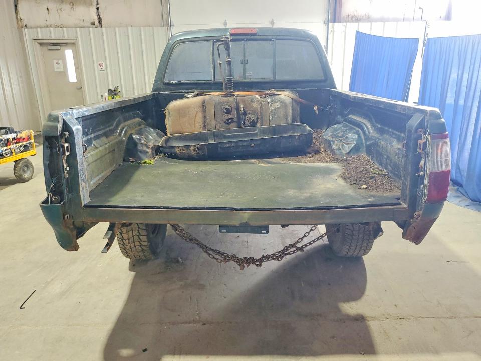Photo 6 from auction – 1995 TOYOTA T100 with VIN JT4VD22EXS0009516
