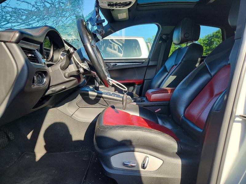 Photo 7 from auction – 2018 PORSCHE MACAN with VIN WP1AA2A56JLB05504