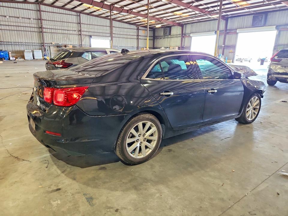 Photo 3 from auction – 2014 CHEVROLET MALIBU with VIN 1G11H5SL9EF115601