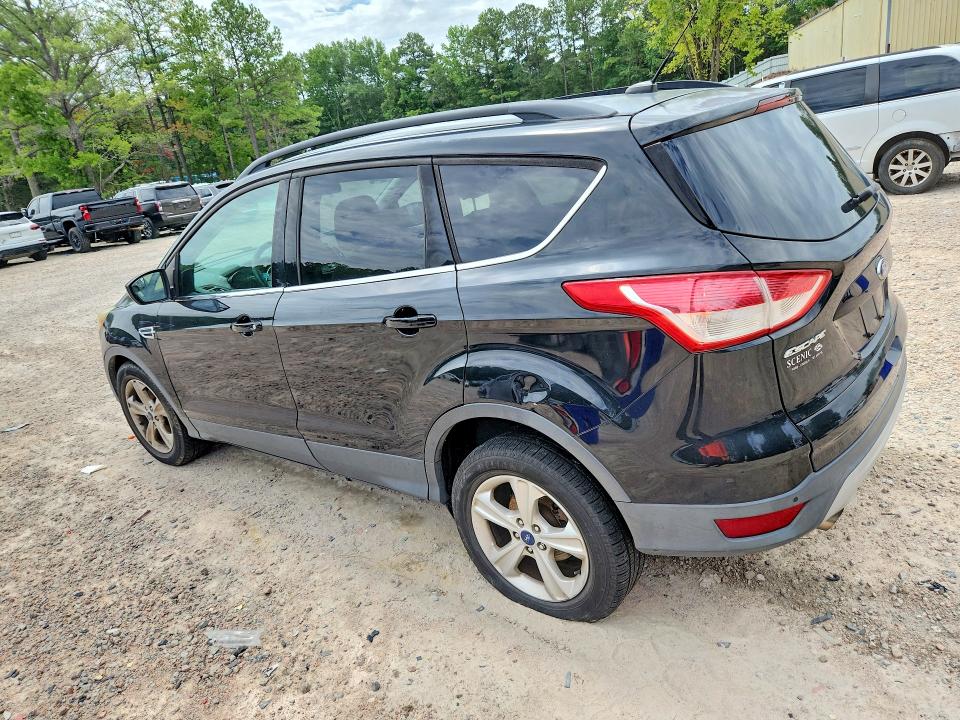 Photo 2 from auction – 2015 FORD ESCAPE with VIN 1FMCU0GX6FUA14356