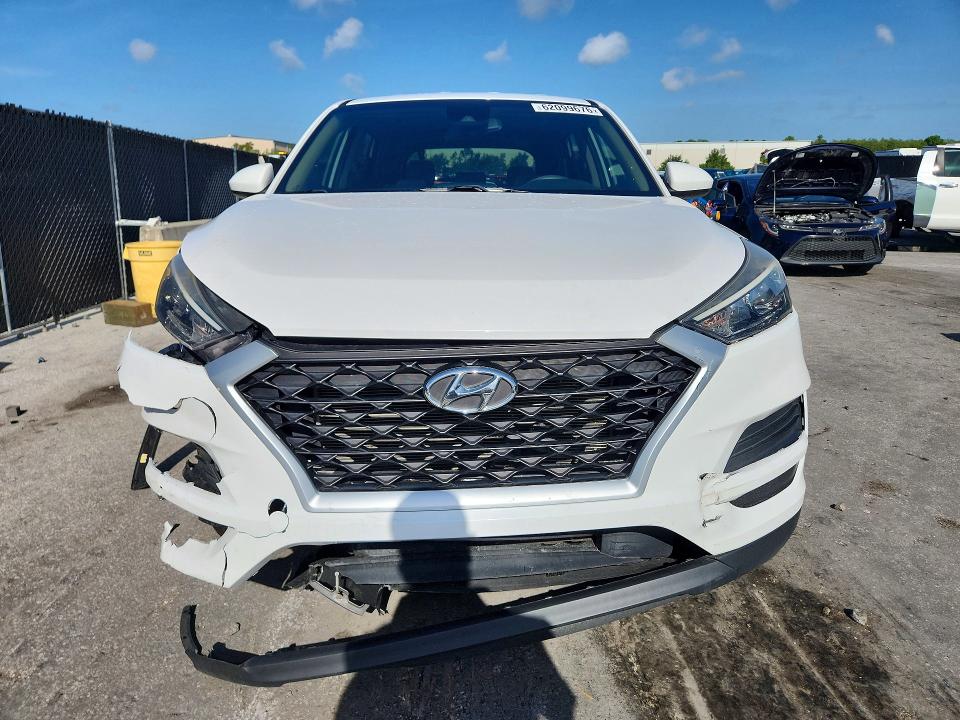 Photo 5 from auction – 2020 HYUNDAI TUCSON with VIN KM8J23A44LU242929