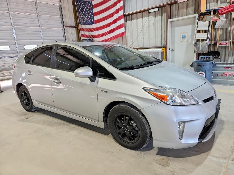 Photo 4 from auction – 2014 TOYOTA PRIUS with VIN JTDKN3DUXE1771270