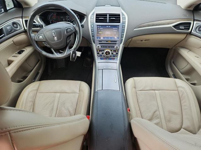 Zdjęcie 8 z aukcji – 2019 LINCOLN MKZ z VIN 3LN6L5E96KR634501