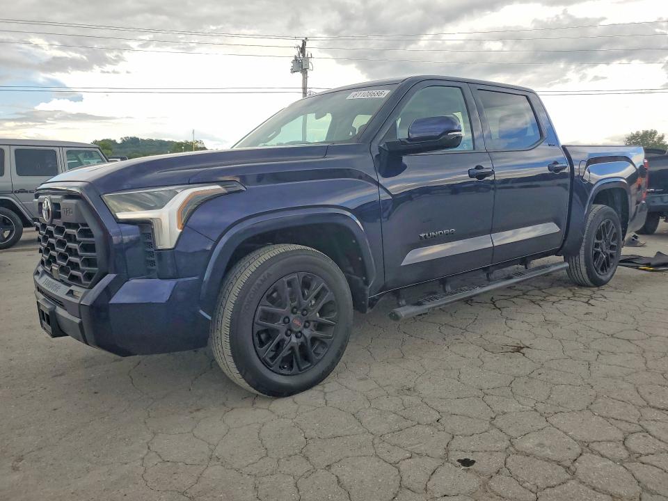 2022 TOYOTA TUNDRA