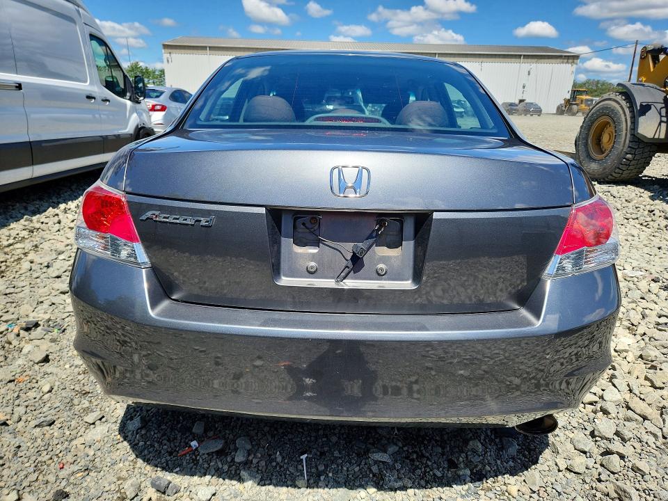 Photo 6 from auction – 2010 HONDA ACCORD with VIN 1HGCP2F71AA058043